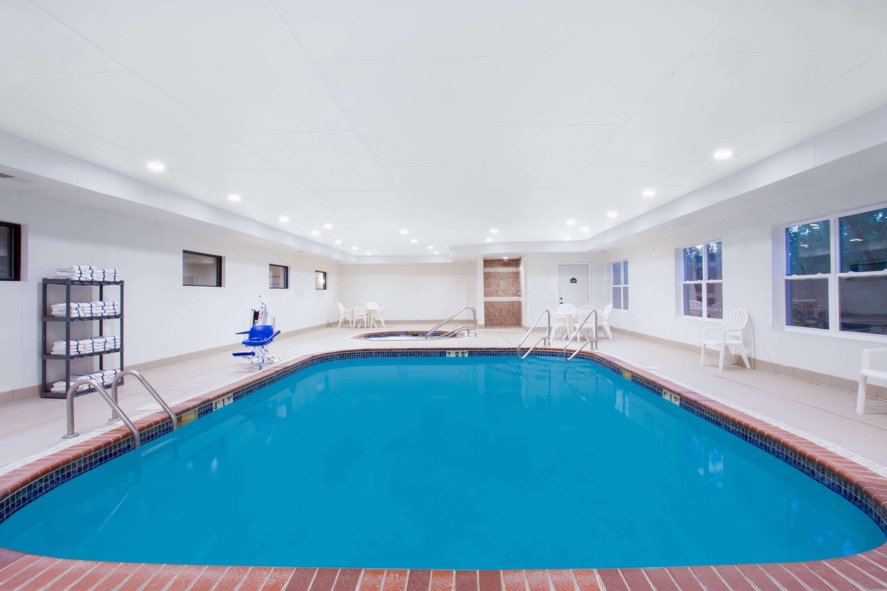 Wingate By Wyndham Columbia Hotel Екстериор снимка